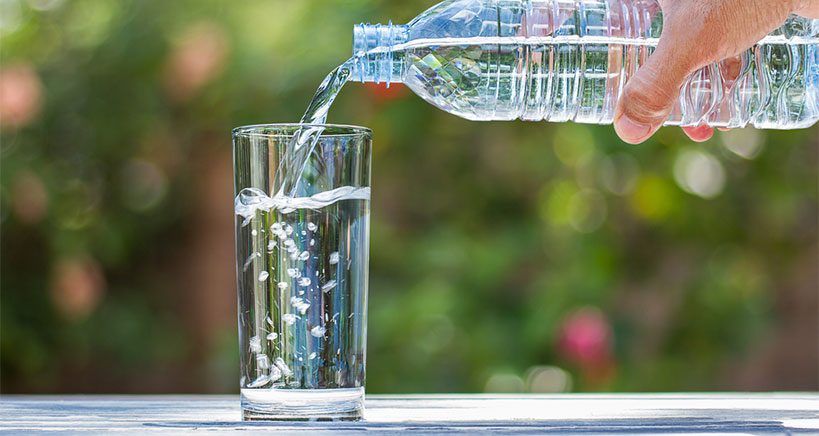 Update your eatery's beverage offerings with the latest in water flavors and varieties.