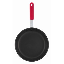 Winco AFP-7NS-H 7&quot; Quantum Non-Stick Aluminum Fry Pan with Silicone Sleeve