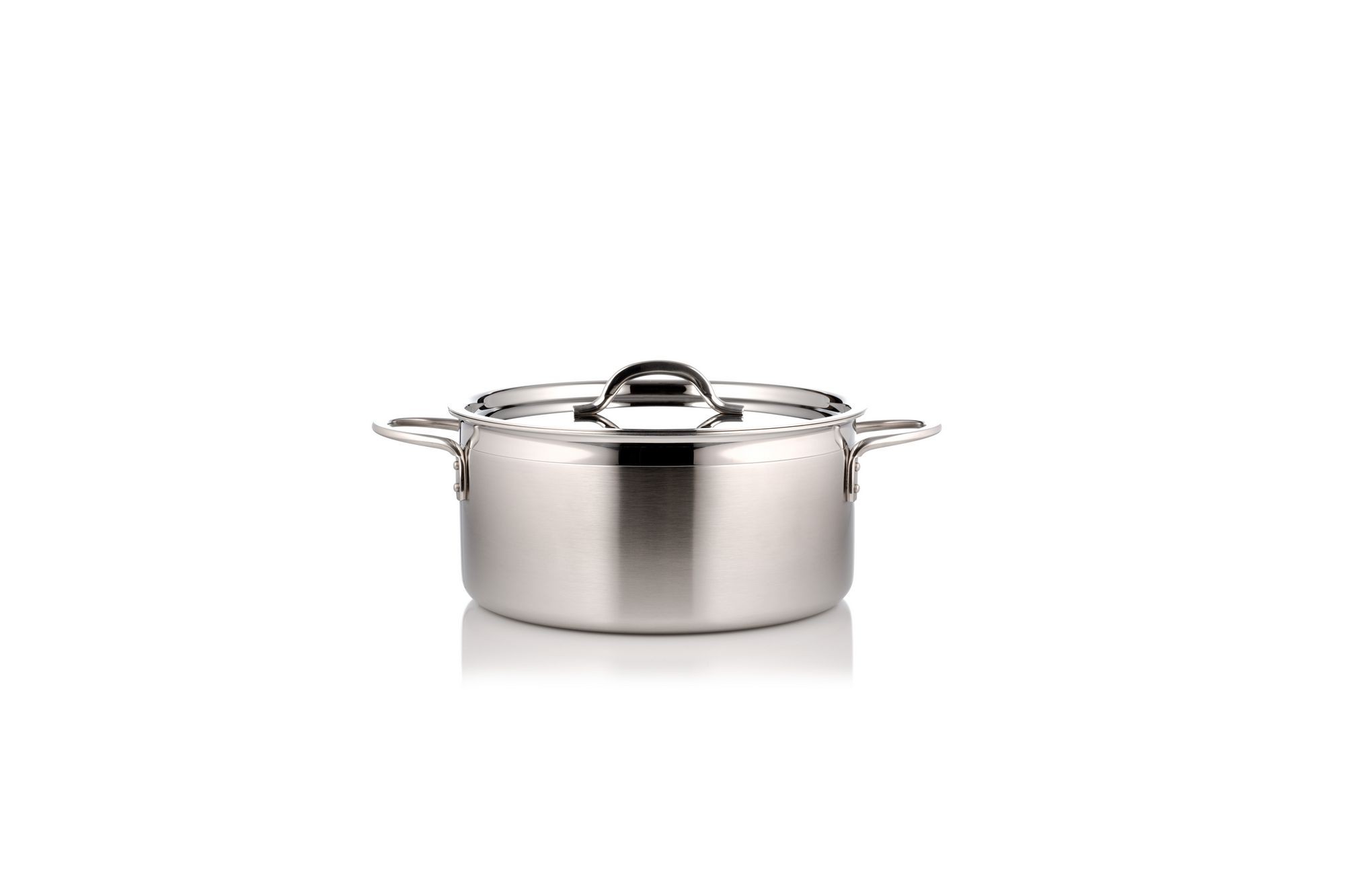 Bon Chef 60301-2ToneSS Country French Two Tone Stainless Steel Pot with Cover, 3 Qt. 9 oz.