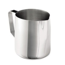 TableCraft 2024 Stainless Steel 20-24 oz. Frothing Cup