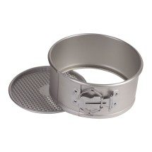 Winco AASP-063 Aluminum Springform Pan 6"