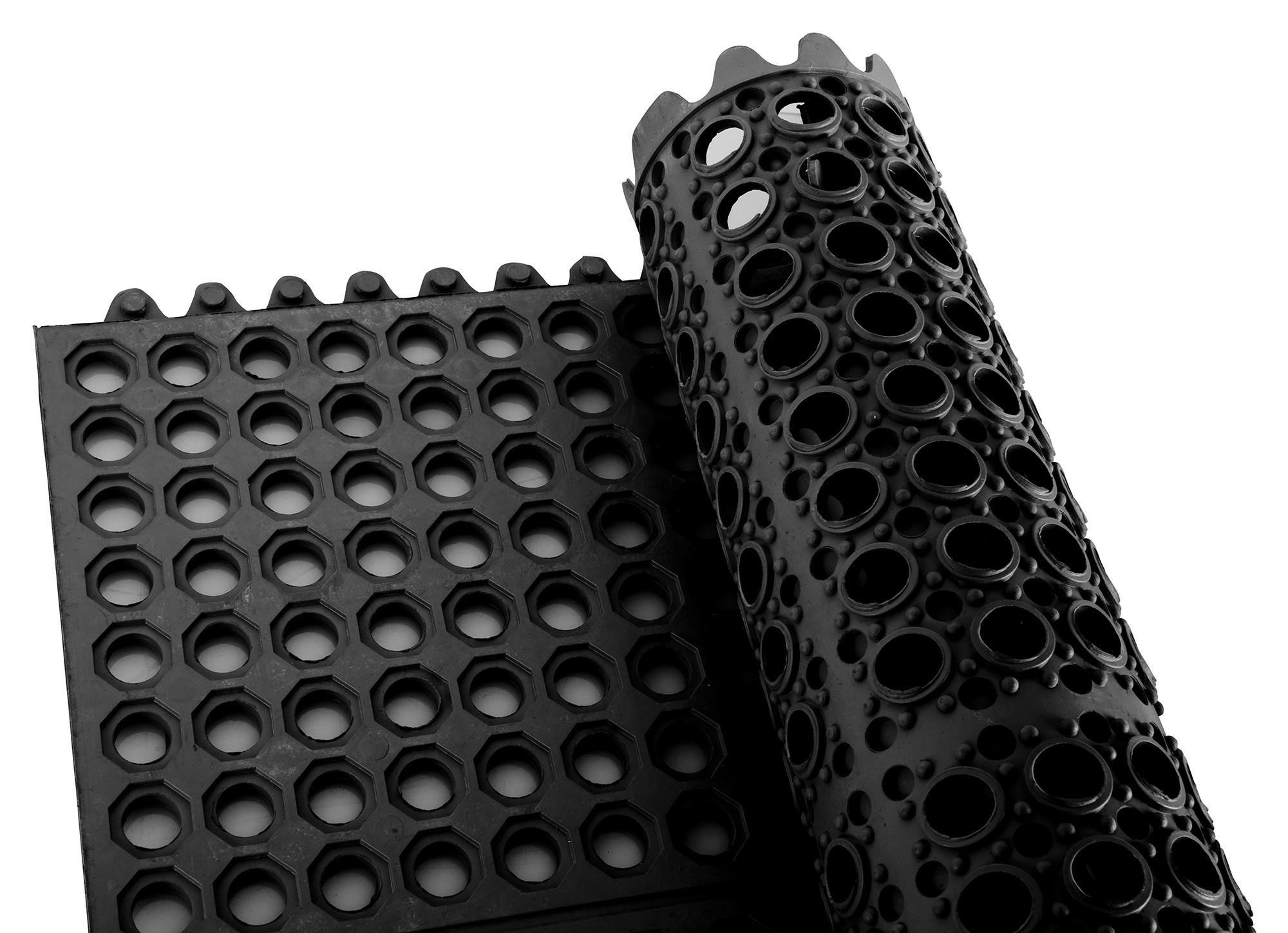 Winco RBMI-33K Black Anti-Fatigue Interlocking Rubber Floor Mat 3' x 3' x 1/2"