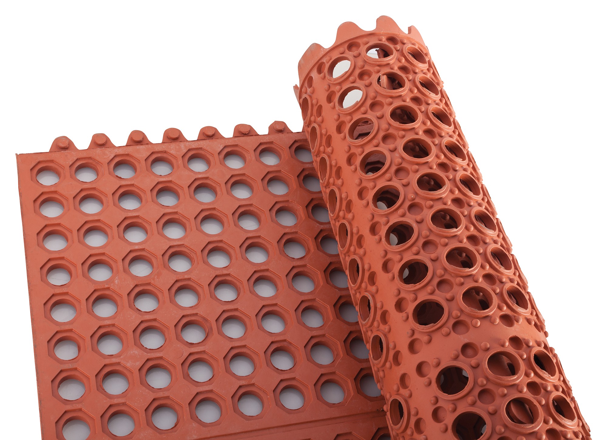 Winco RBMI-33R Red Anti-Fatigue Interlocking Rubber Floor Mat 3" x 3" x 1/2"